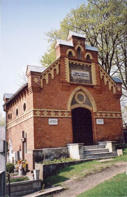 Elk - Kuczynski Family Chapel