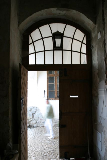 Morag - Castle's exit - ghost