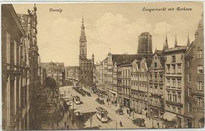 Danzig - Langermarkt mit Rathaus
